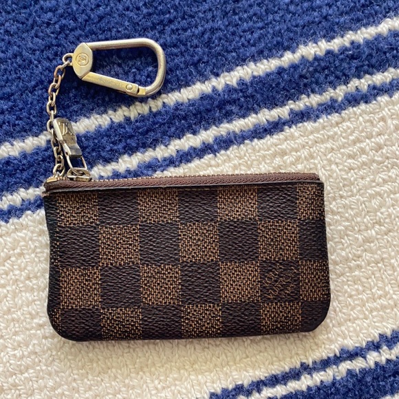 Luis Vuitton Key Pouch - Picture 1 of 7